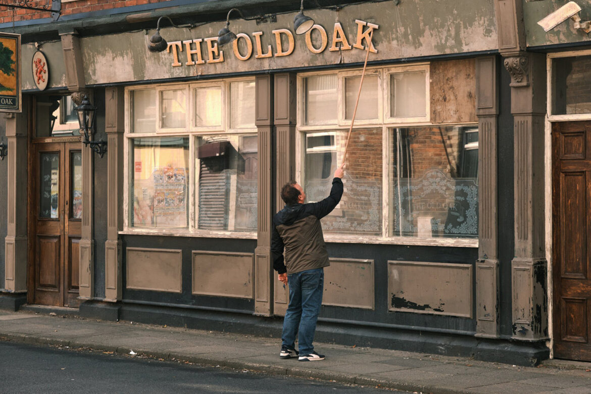 Cannes 2023 | Avec The Old Oak, Ken Loach brasse son humanisme dans ses vieux fûts