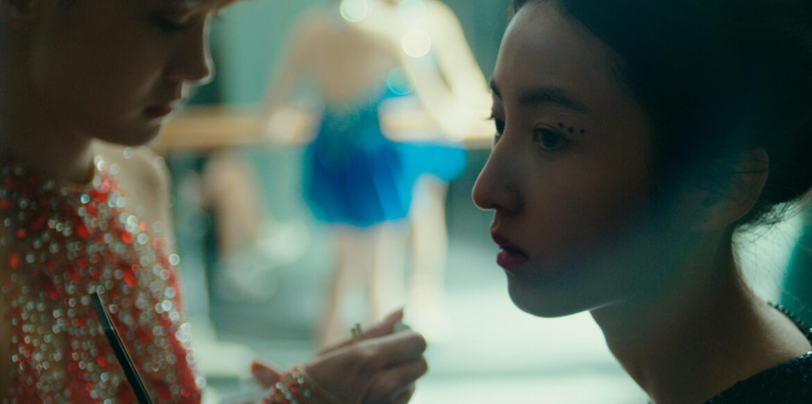 Cannes 2025 | Girl on Edge, l’étonnant Black Swan sur glace de Jinghao Zhou