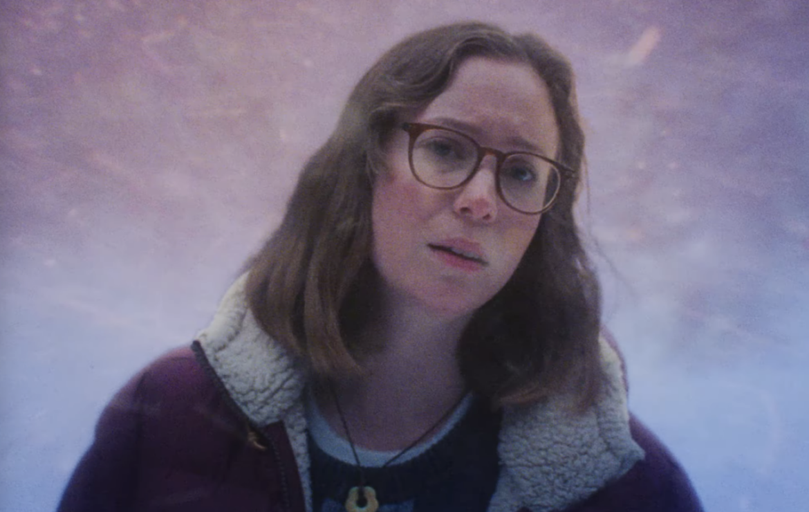 Cannes 2026 | Hannah Einbinder passe de Hacks à Teenage Sex and Death at Camp Miasma